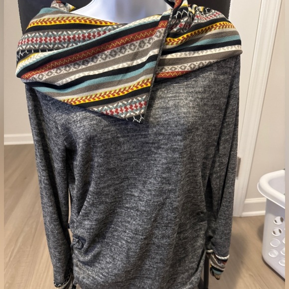 Twisted Cable Knit Plaid Print Hooded
Sweater Button Ruched Neck
Sweater. XL NWT - Picture 2 of 9